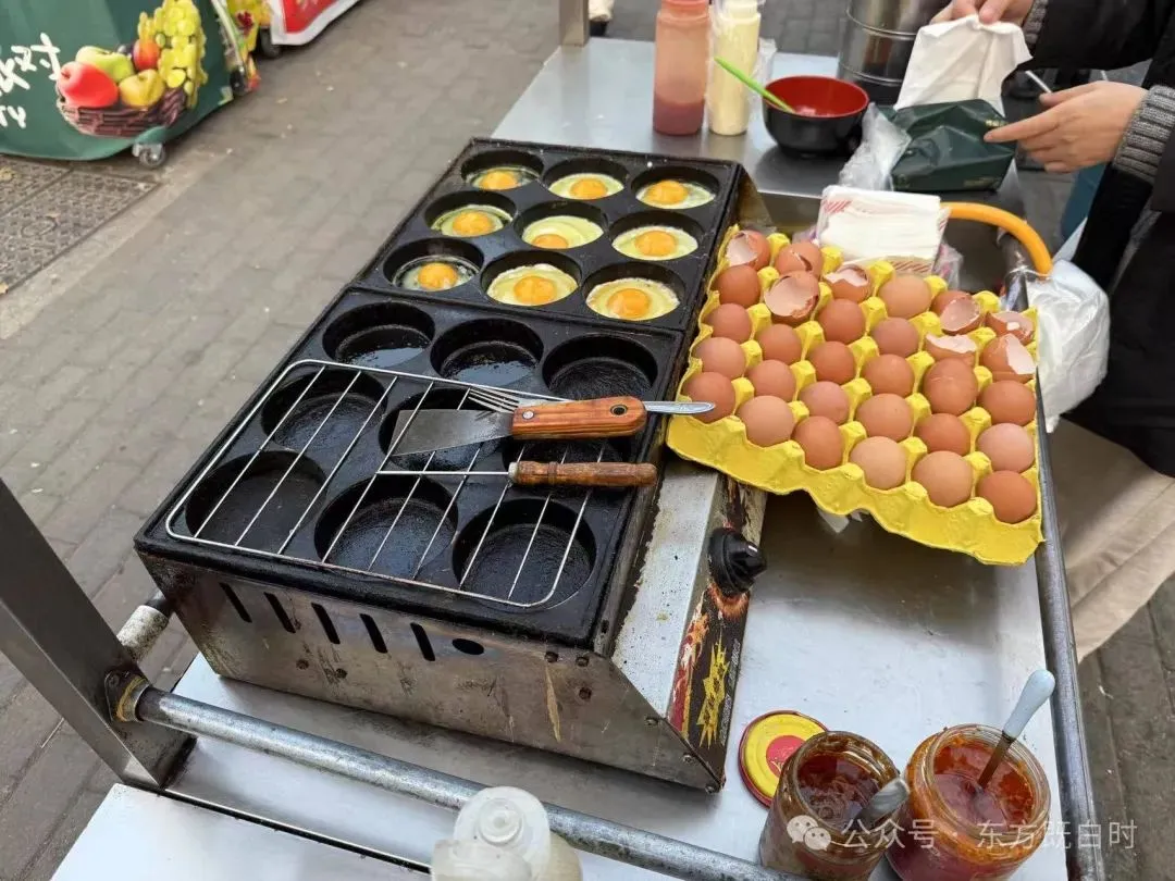 鸡蛋汉堡制作过程